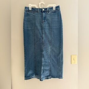 Baccini Womens Denim Skirt SZ 6 Long Pockets Back Slit Stretch Raw Hem Western